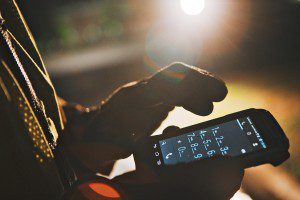 enterprise-application-tc55-field-service-phone-glove-david-johnson-300x200.jpg
